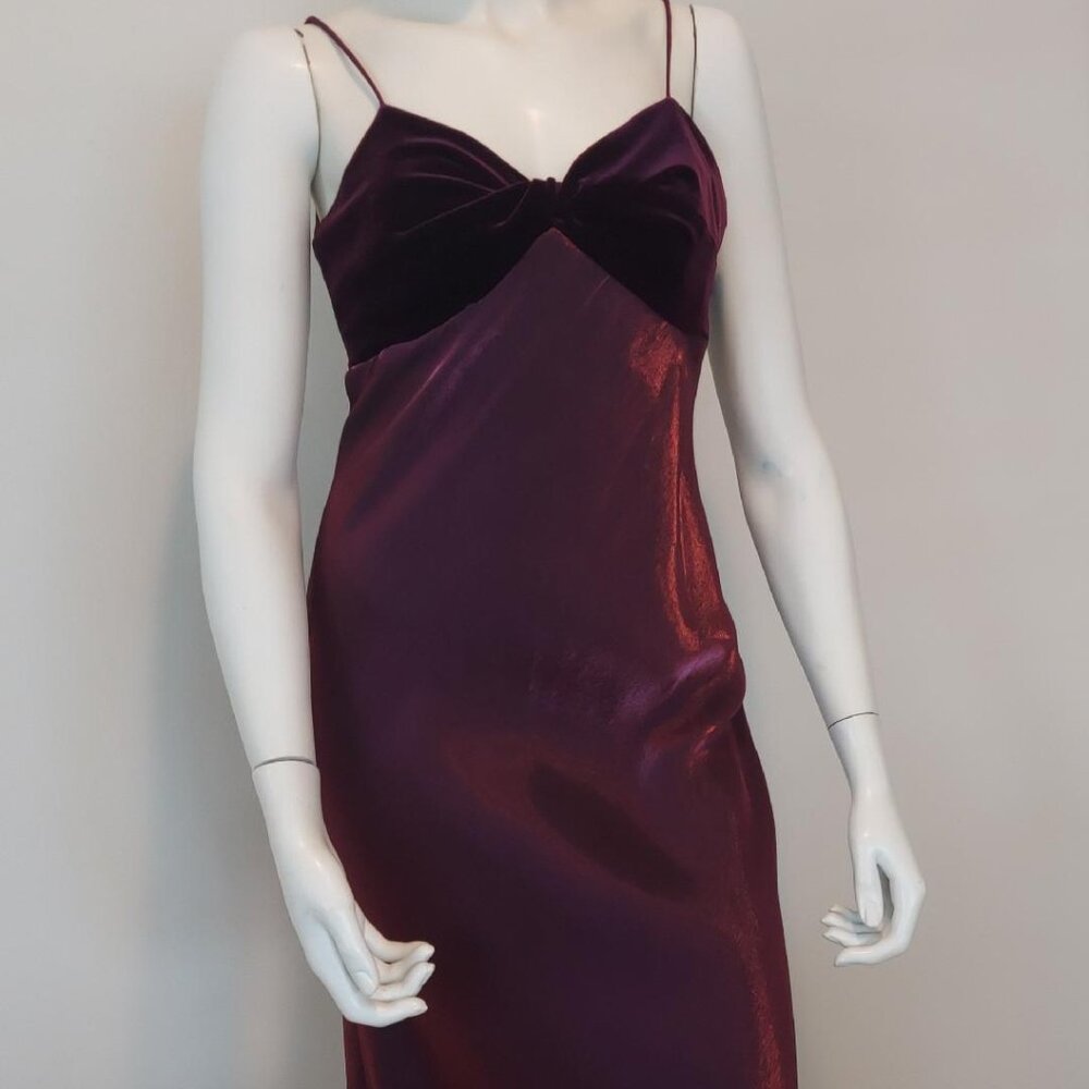 Vintage Niki by Livas Plum Evening Gown size 4 – New With Tags